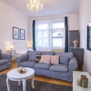 Charles Bridge Premium Lejlighedshotel